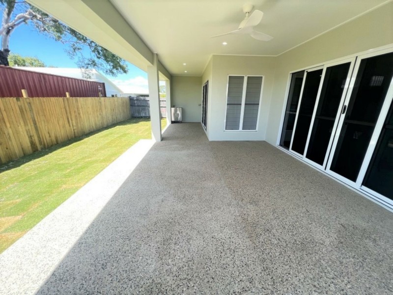 14 Cowrie Street, Bowen QLD 4805