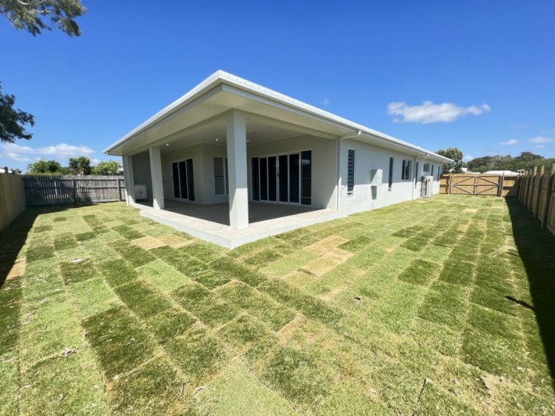 14 Cowrie Street, Bowen QLD 4805