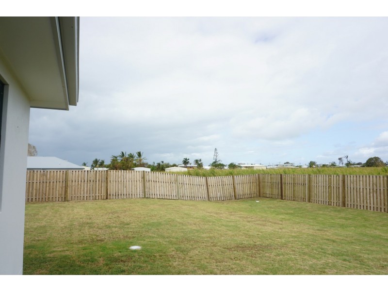 19 Duke Street, Bowen QLD 4805