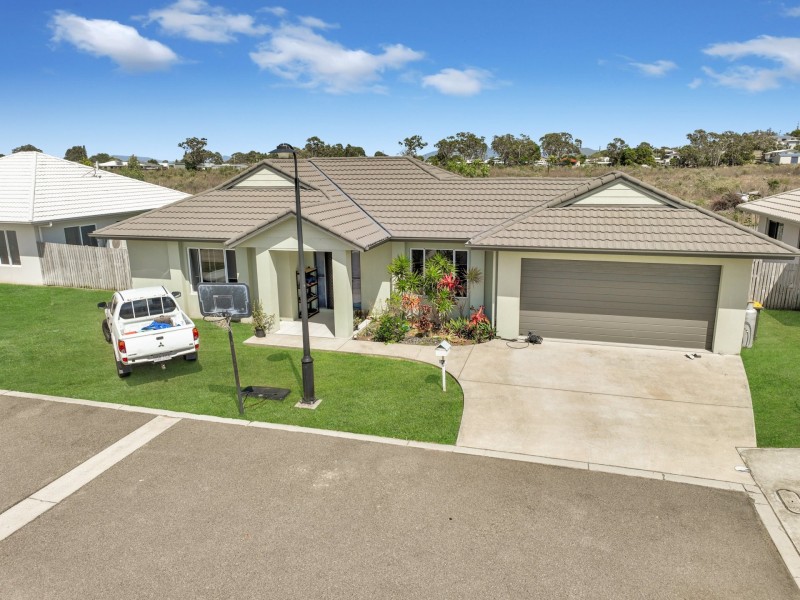 7 Sixth Close, Bowen QLD 4805