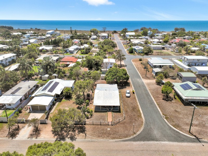 24 Creek Street, Bowen QLD 4805