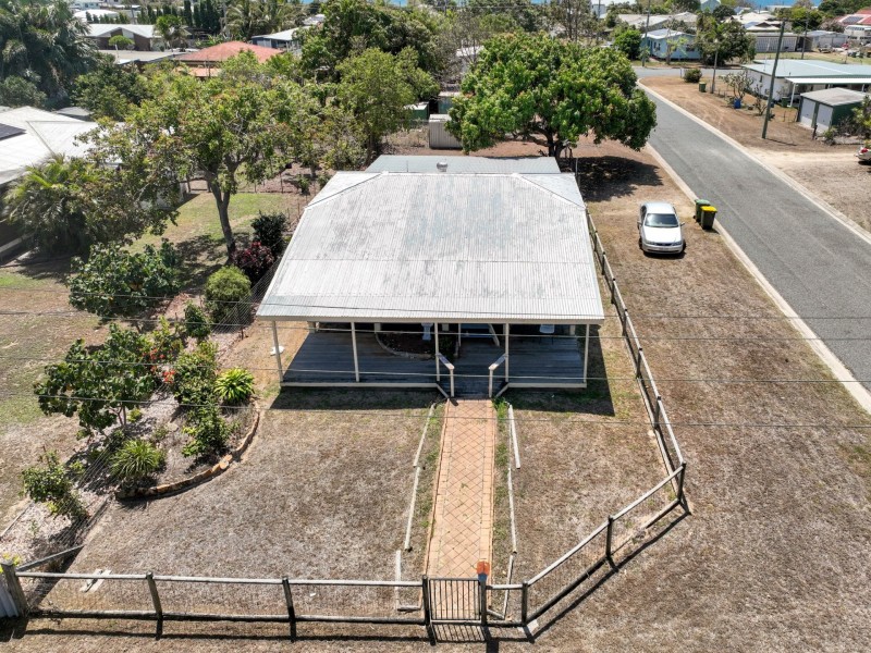 24 Creek Street, Bowen QLD 4805