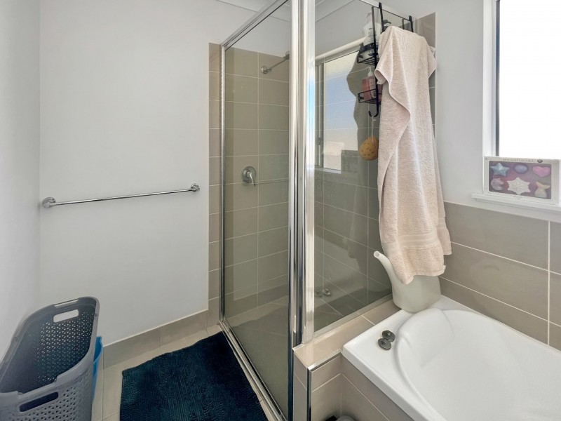 6 Seabreeze Crescent, Bowen QLD 4805