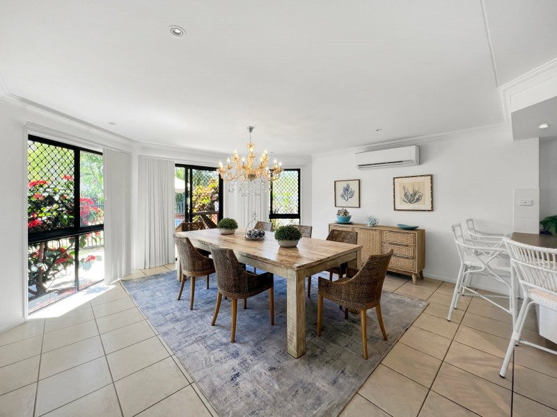 142 Ocean View Drive, Bowen QLD 4805