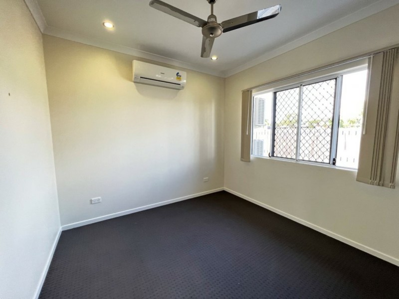 143 Oceanview Drive, Bowen QLD 4805