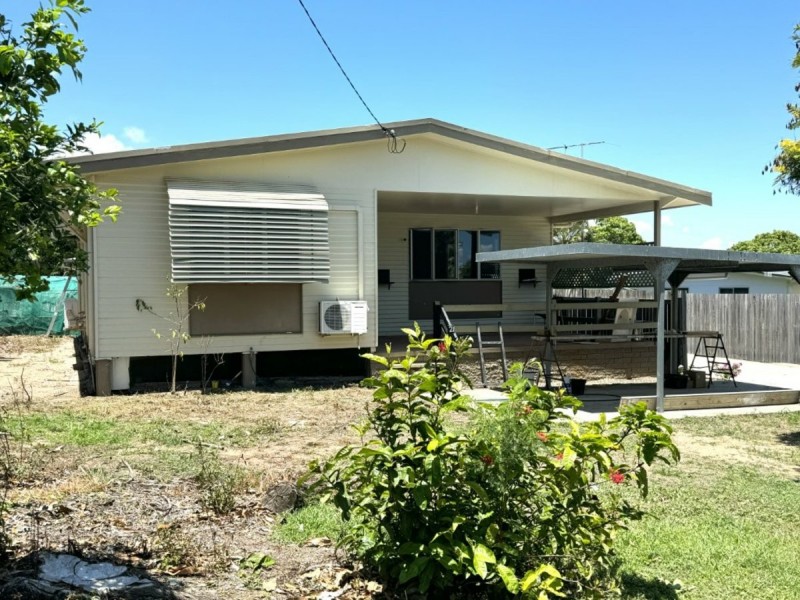 21 Hay Street, Bowen QLD 4805