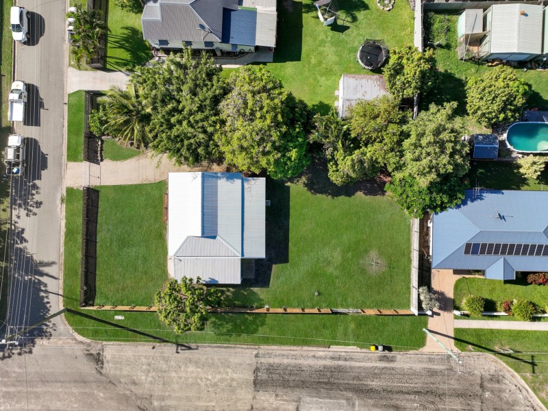 2 Belgravia Road, Bowen QLD 4805