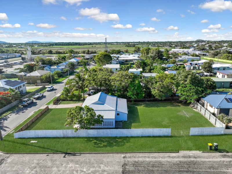 2 Belgravia Road, Bowen QLD 4805