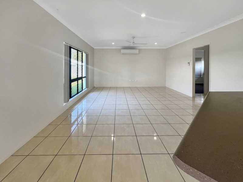 8 Cowrie Street, Bowen QLD 4805