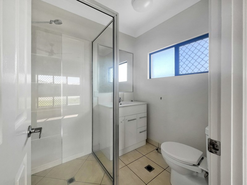 8 Cowrie Street, Bowen QLD 4805