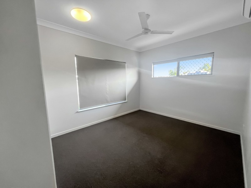 8 Cowrie Street, Bowen QLD 4805