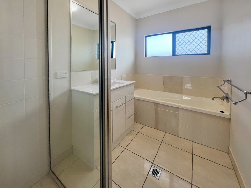 8 Cowrie Street, Bowen QLD 4805