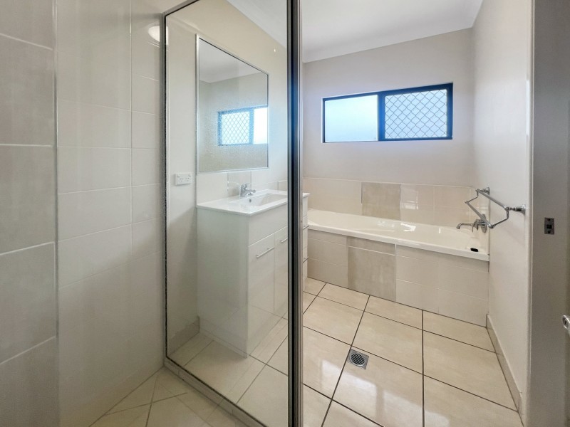8 Cowrie Street, Bowen QLD 4805