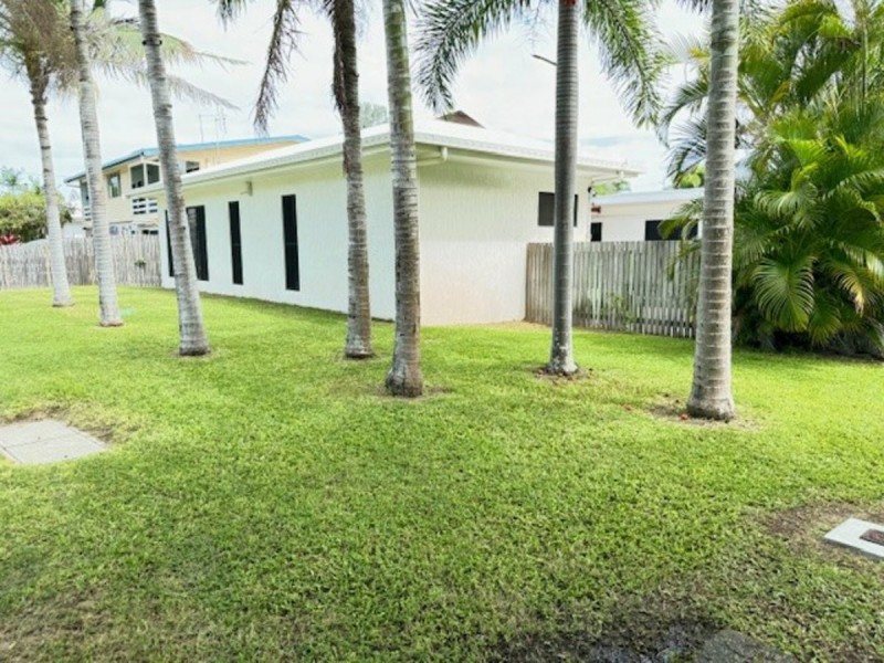 57 Horseshoe Bay Road, Bowen QLD 4805