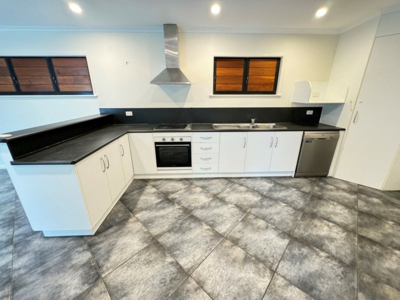 57 Horseshoe Bay Road, Bowen QLD 4805