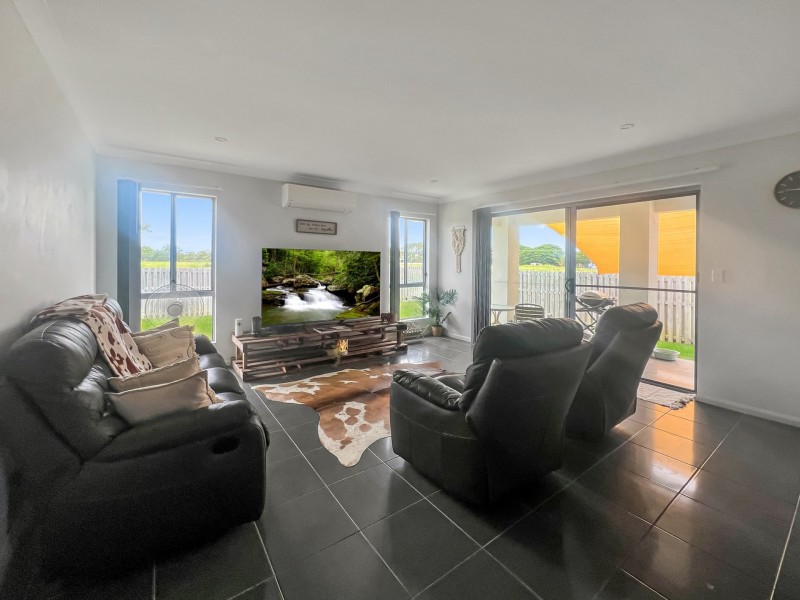 11 Baker Street, Bowen QLD 4805
