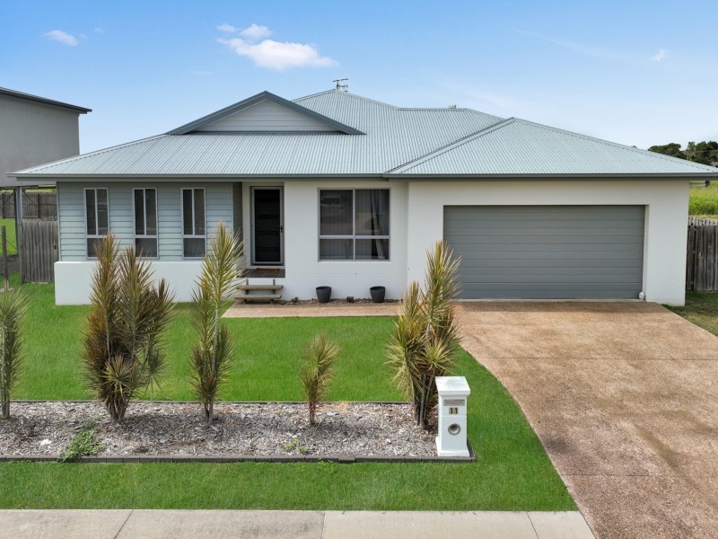 11 Baker Street, Bowen QLD 4805
