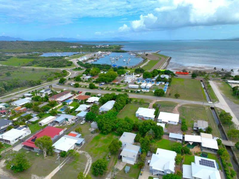 15 George Street, Bowen QLD 4805