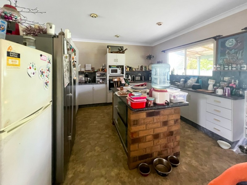 152 Richmond Road, Bowen QLD 4805