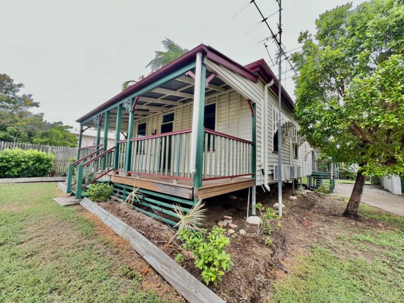 53 Poole Street, Bowen QLD 4805