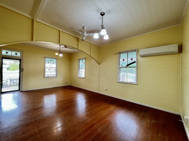 53 Poole Street, Bowen QLD 4805