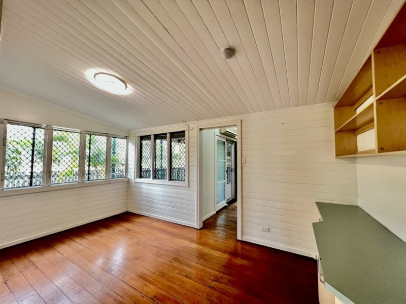 53 Poole Street, Bowen QLD 4805