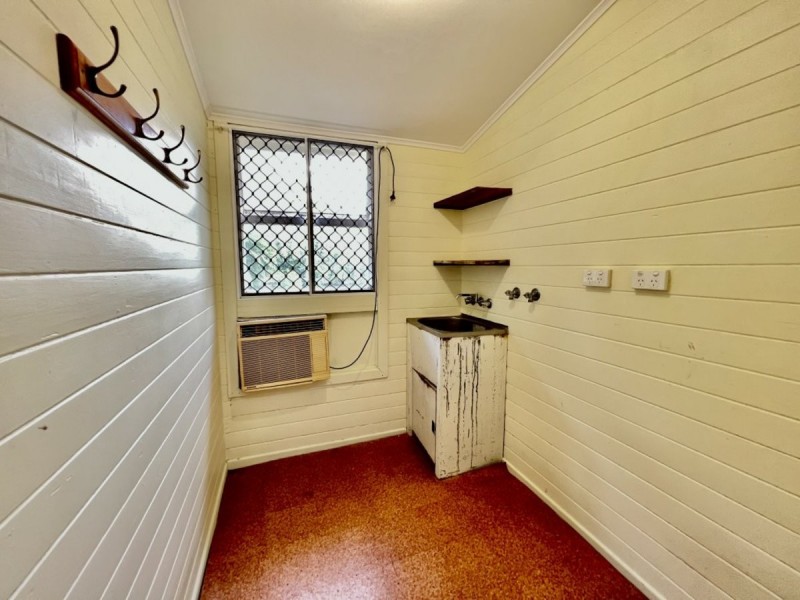 53 Poole Street, Bowen QLD 4805