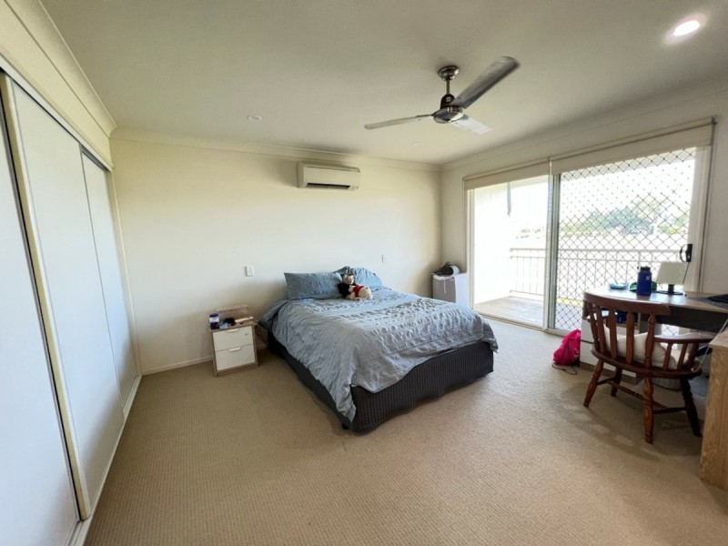 4/1 Murroona Street, Bowen QLD 4805