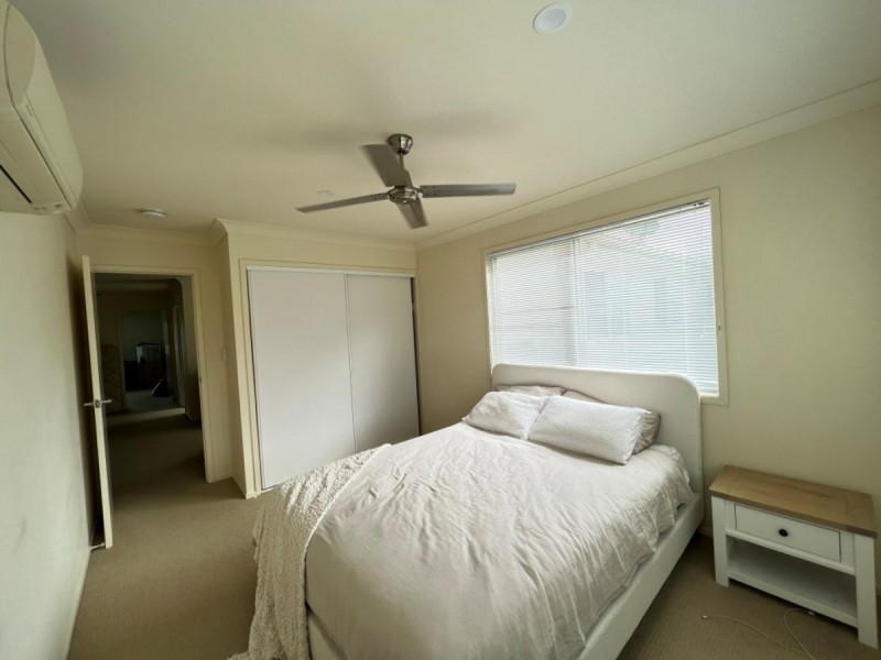 4/1 Murroona Street, Bowen QLD 4805