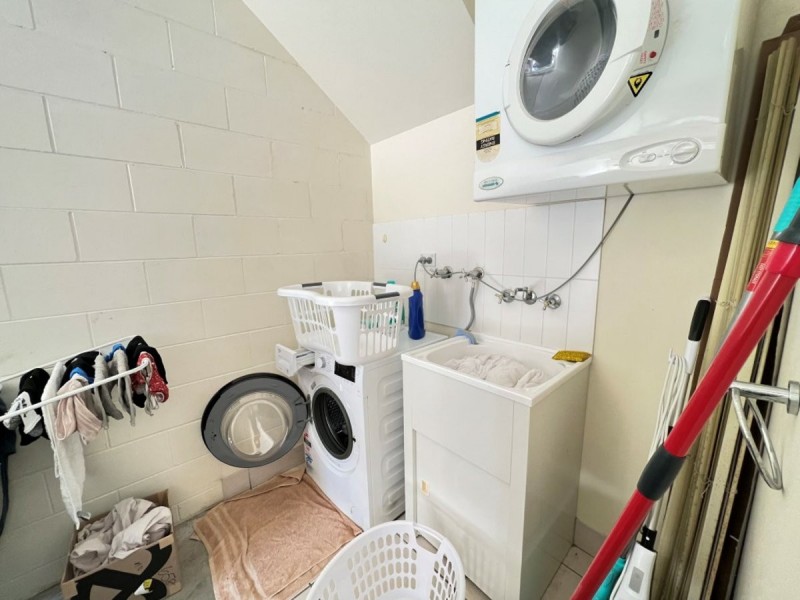 4/1 Murroona Street, Bowen QLD 4805