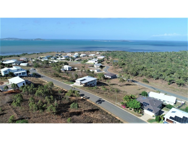 17 Grandview Terrace, Bowen QLD 4805