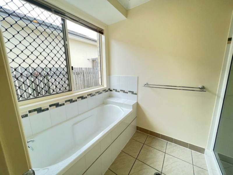 134 Ocean View Drive, Bowen QLD 4805