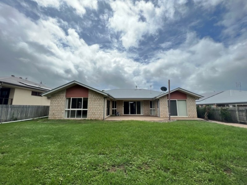 134 Ocean View Drive, Bowen QLD 4805