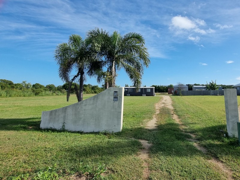 104 Drays Road, Bowen QLD 4805