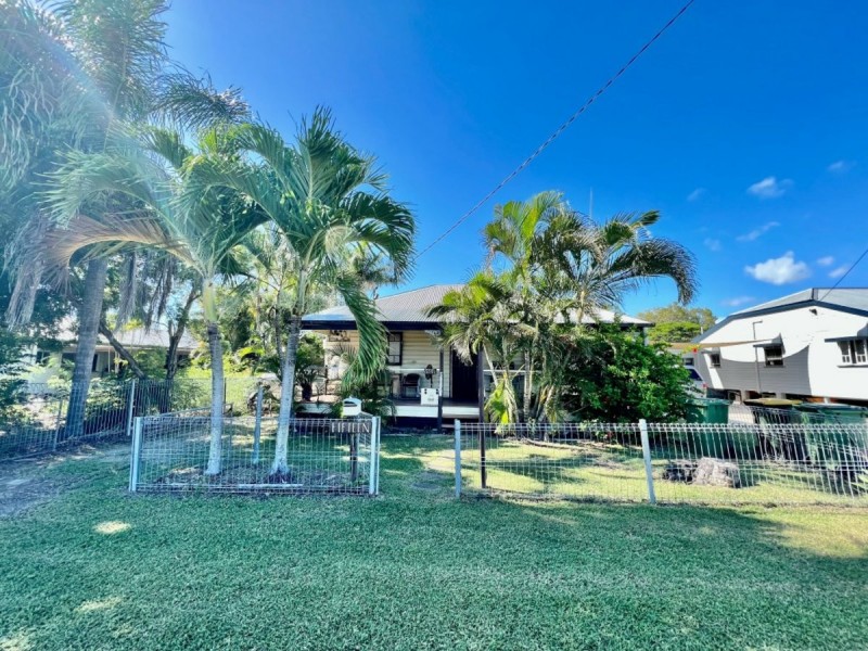 15 Kennedy Street, Bowen QLD 4805