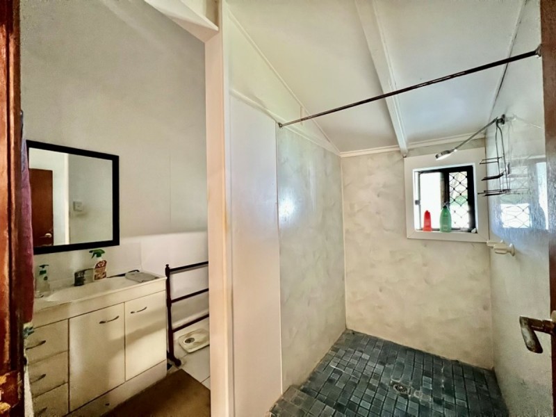 15 Kennedy Street, Bowen QLD 4805