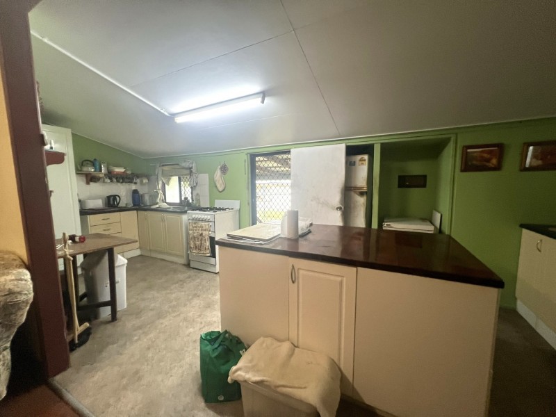 15 Kennedy Street, Bowen QLD 4805