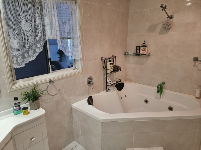 93 Powell Street, Bowen QLD 4805