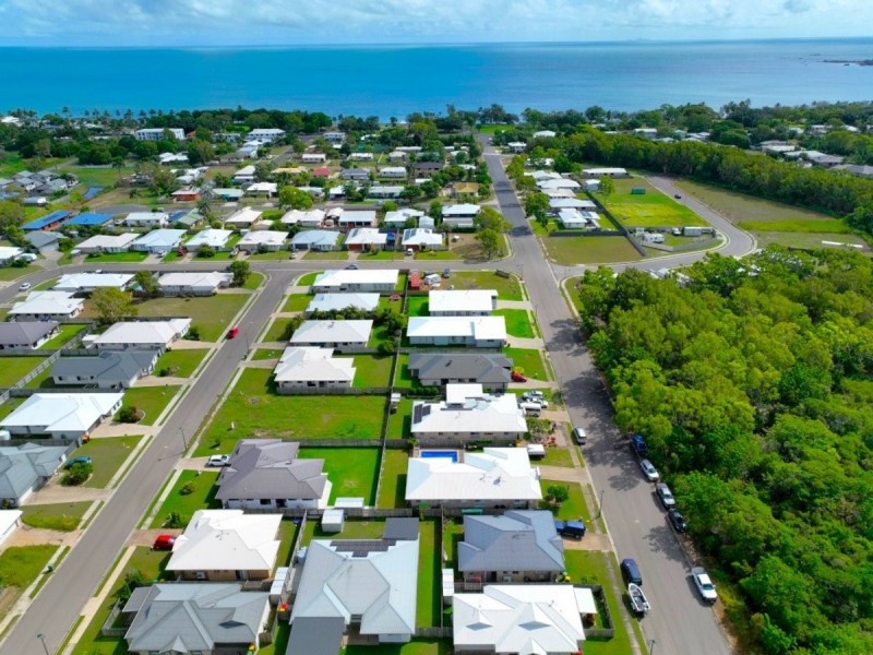 3 Crofton Street, Bowen QLD 4805