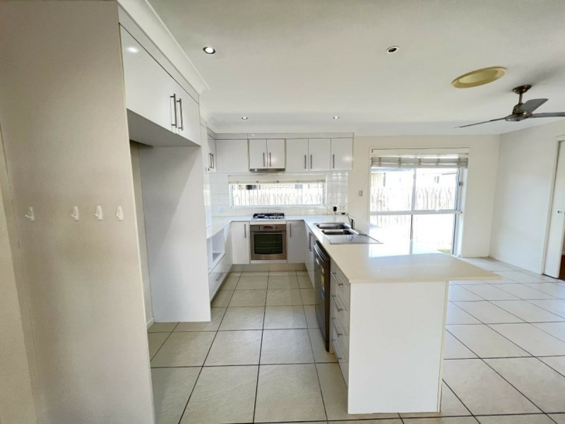 3 Crofton Street, Bowen QLD 4805