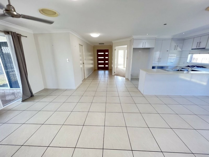 3 Crofton Street, Bowen QLD 4805