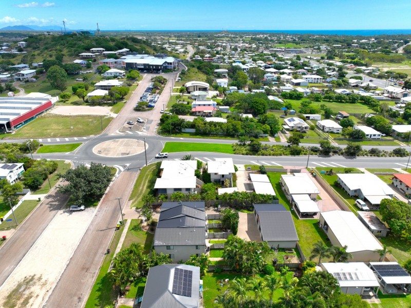 Unit 4/46 Gregory Street, Bowen QLD 4805