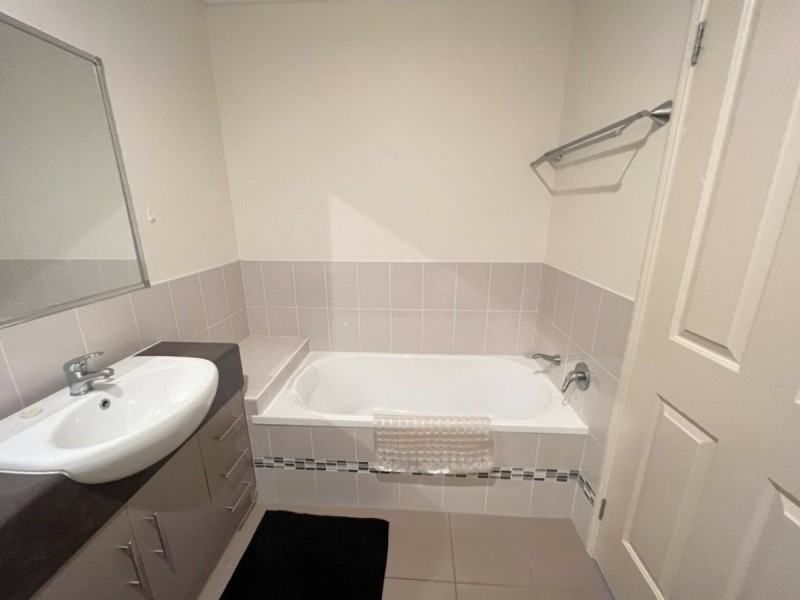 Unit 4/46 Gregory Street, Bowen QLD 4805
