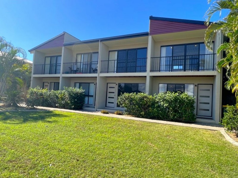 Unit 4/46 Gregory Street, Bowen QLD 4805