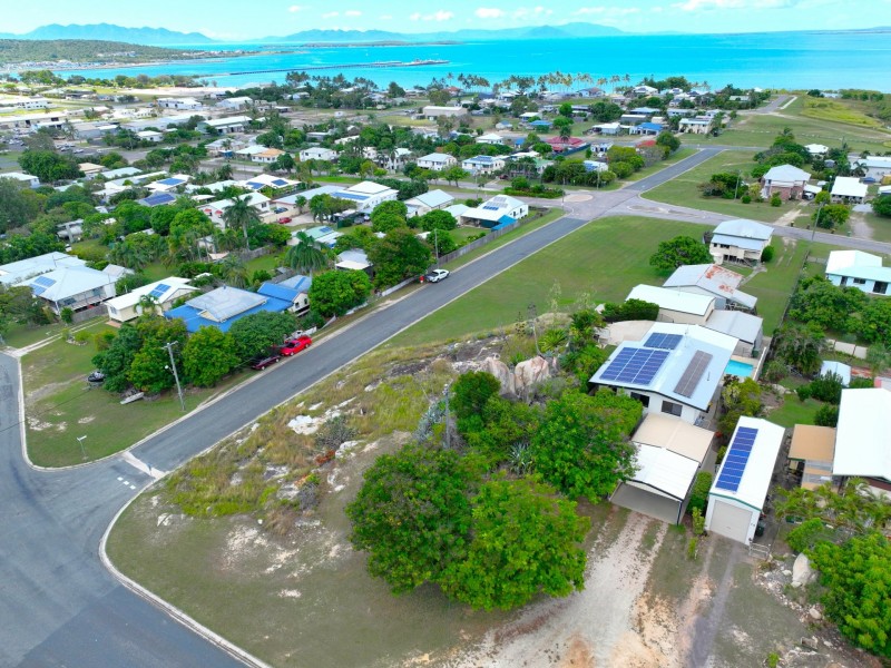 77A Williams Street, Bowen QLD 4805