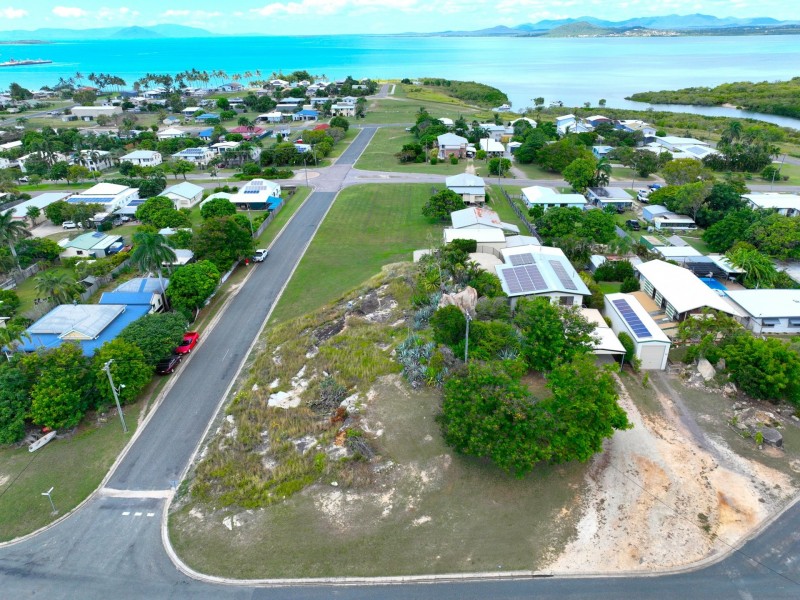 77A Williams Street, Bowen QLD 4805