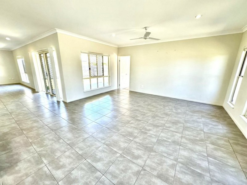 1 Pacific Drive, Bowen QLD 4805