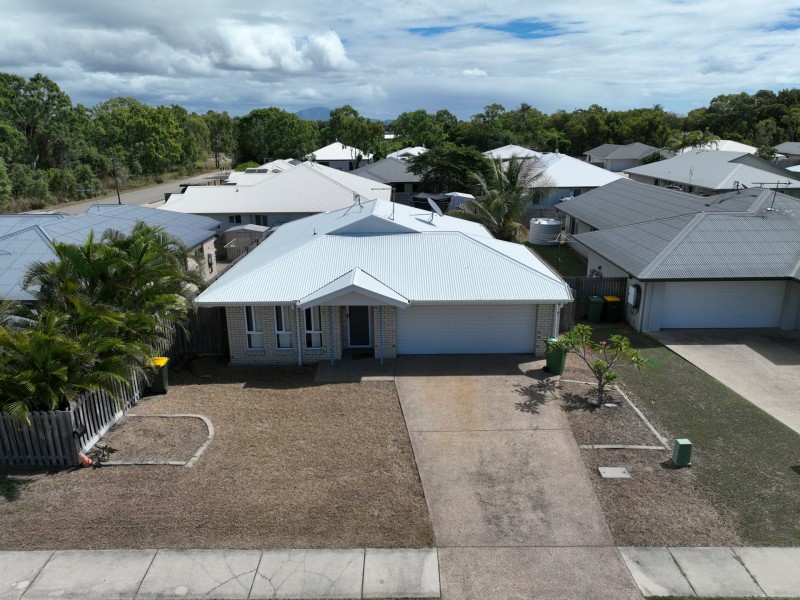 1 Cowrie Street, Bowen QLD 4805