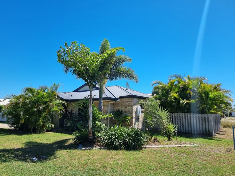 38 Stuart Tooth Dr, Bowen QLD 4805