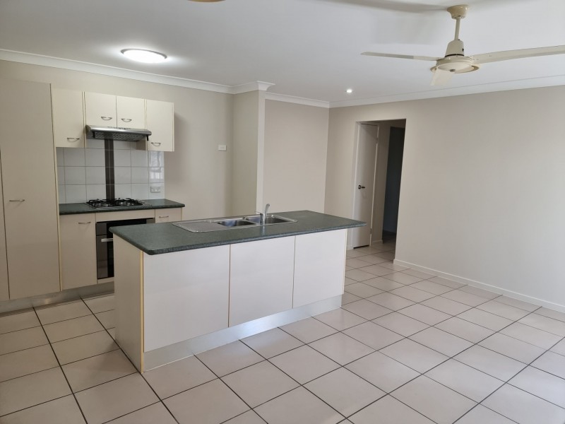 38 Stuart Tooth Dr, Bowen QLD 4805